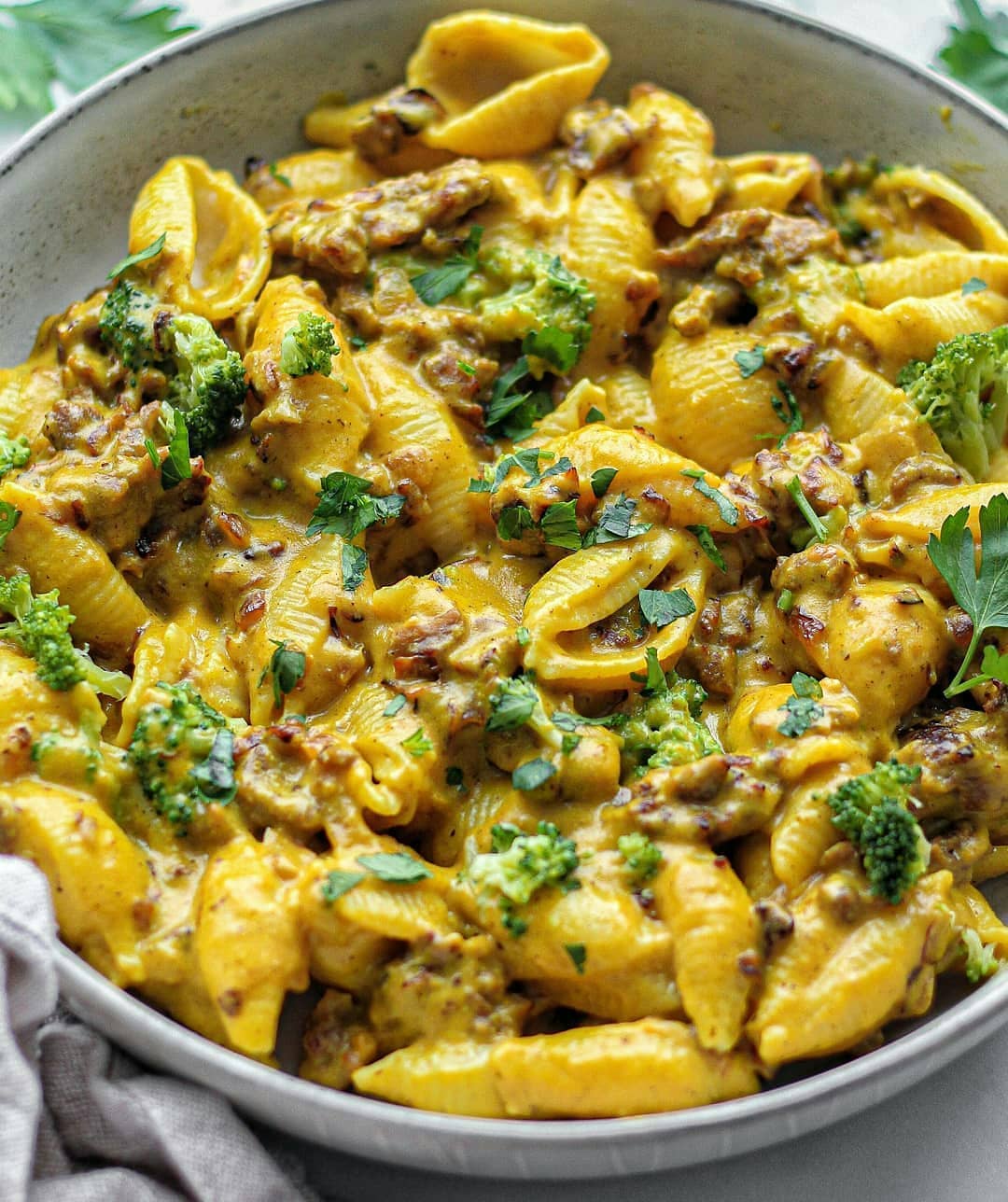 Vegan Cheesy Shells and Broccoli