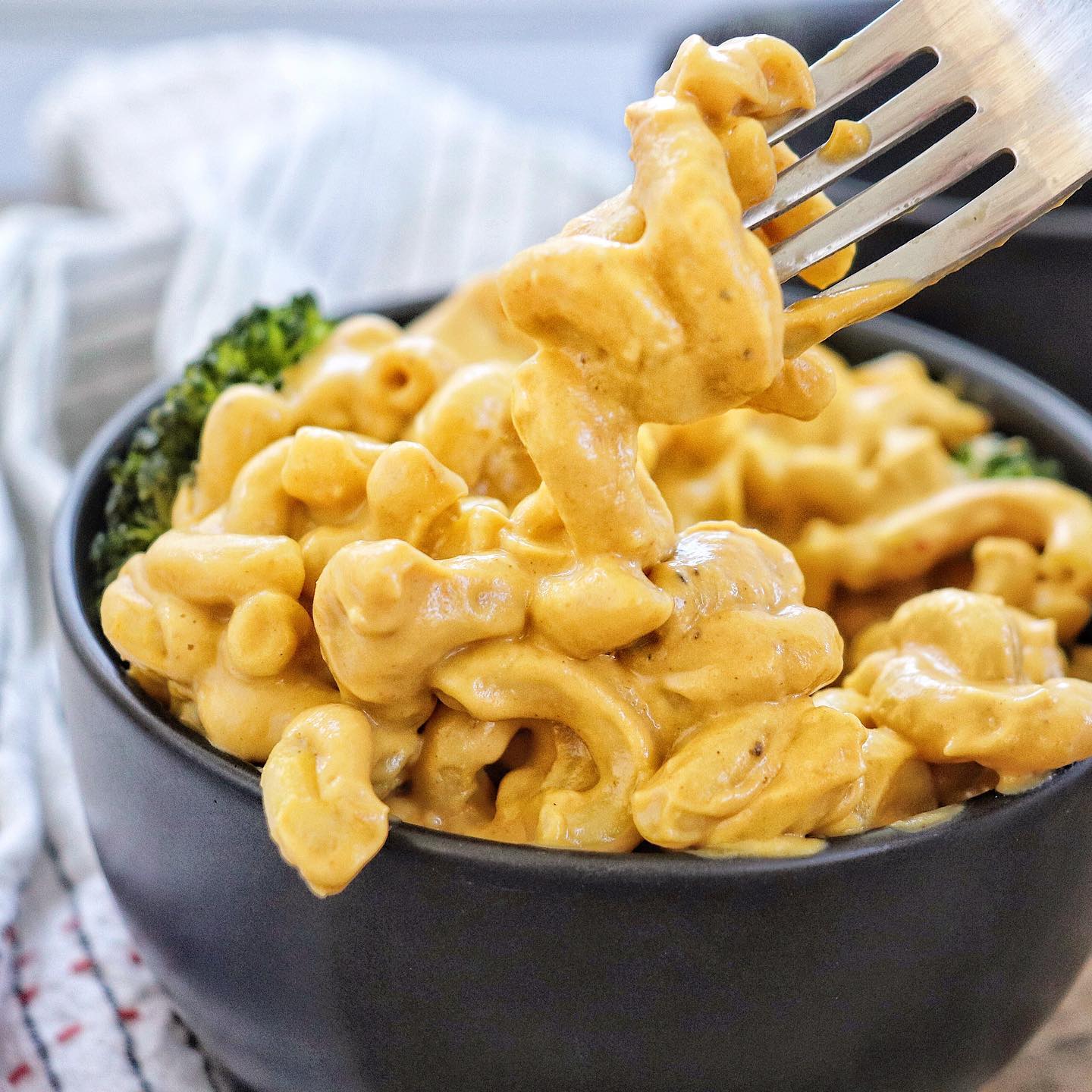 Creamy Dairy-Free Mac and Cheese