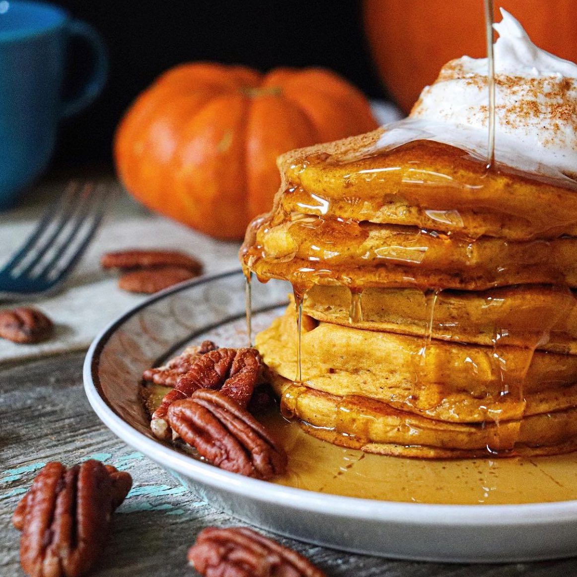 Vegan Pumpkin Spice Pancakes