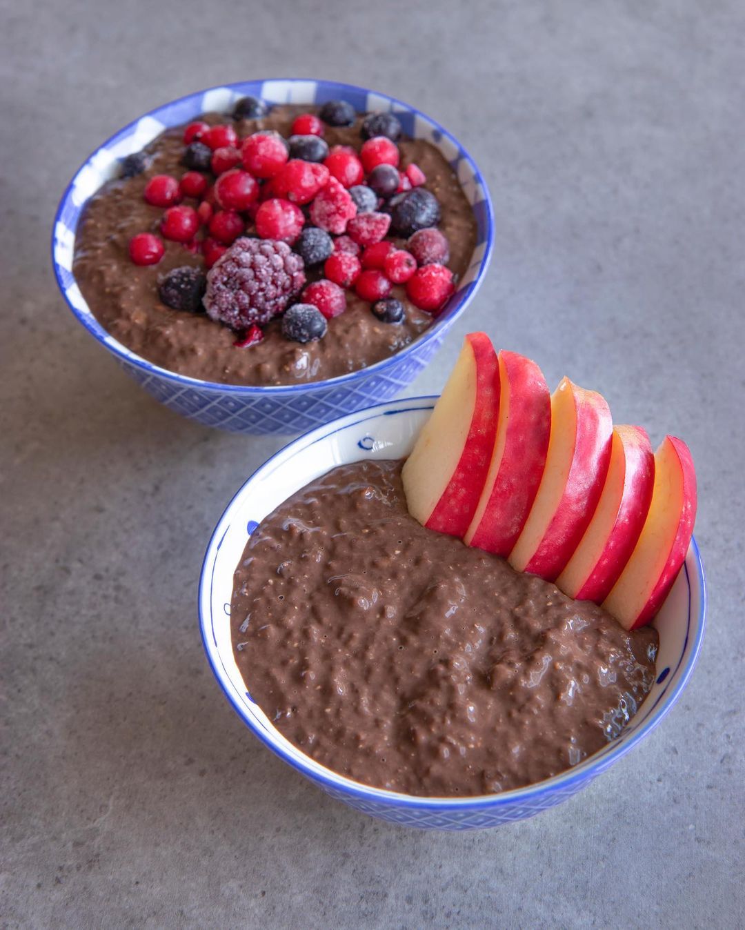 Thick Chocolate Sauce for Dipping Fresh Fruit
