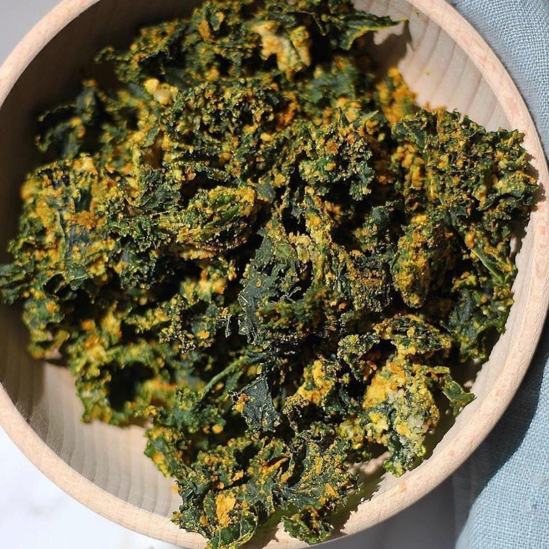 Simple Cheesy Kale Chips