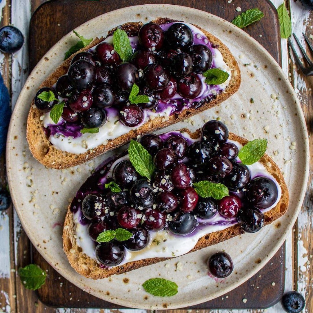 Stewed Blueberries and Yoghurt on Toast