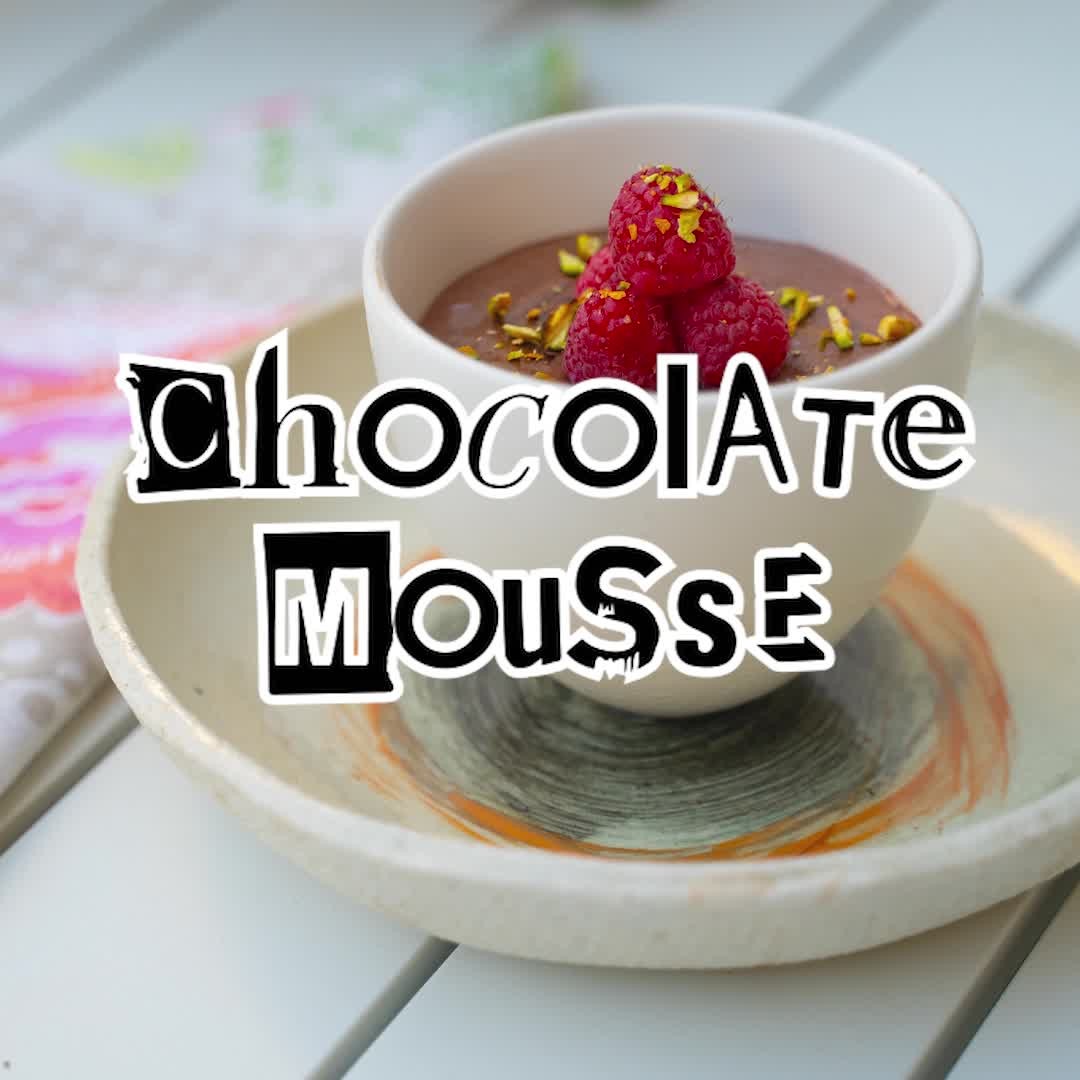 Easy Vegan Chocolate Mousse with Aquafaba