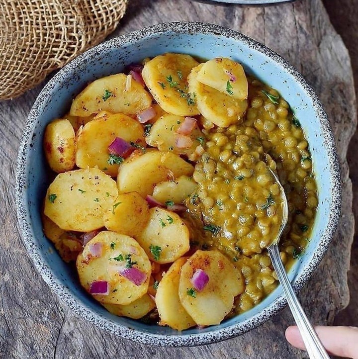 Hearty Lentil and Mushroom Stew
