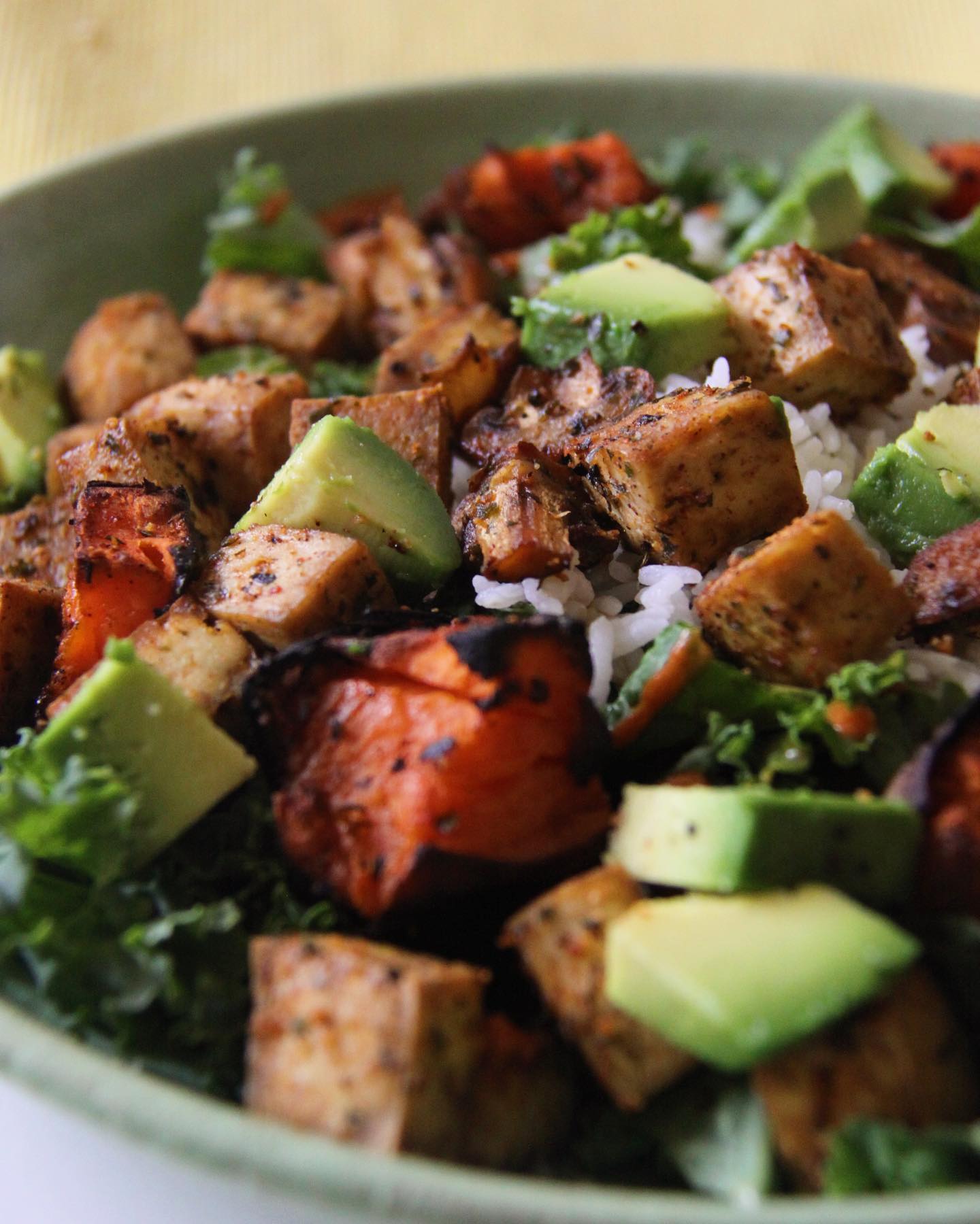 Kale Salad with Roasted Tofu and Vegetables