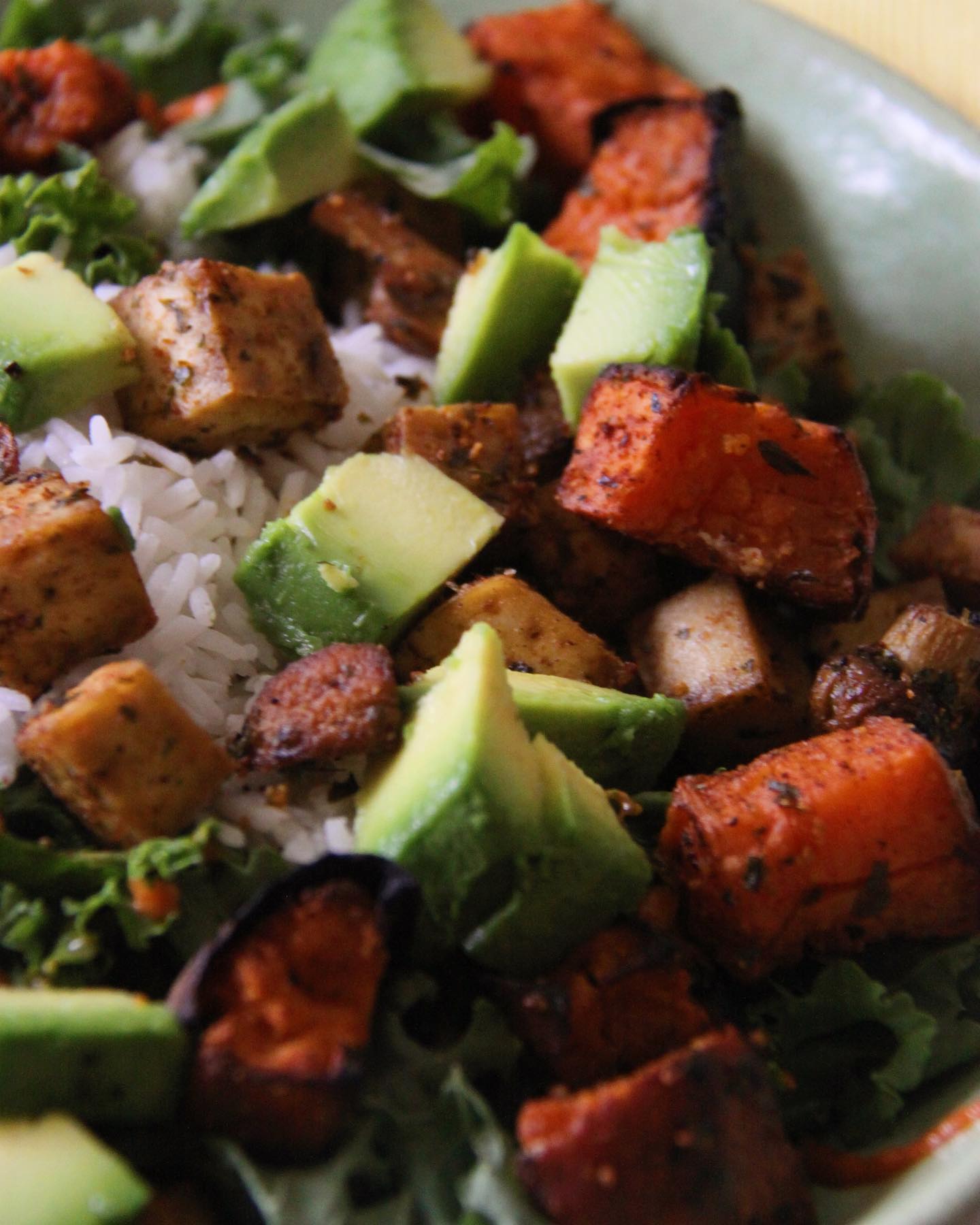 Kale Salad with Roasted Tofu and Vegetables