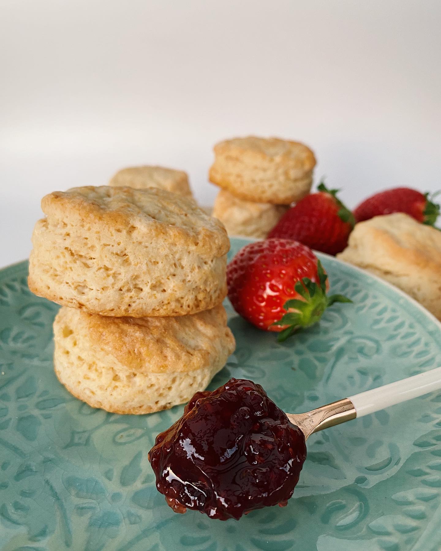 Simple Homemade British Scones