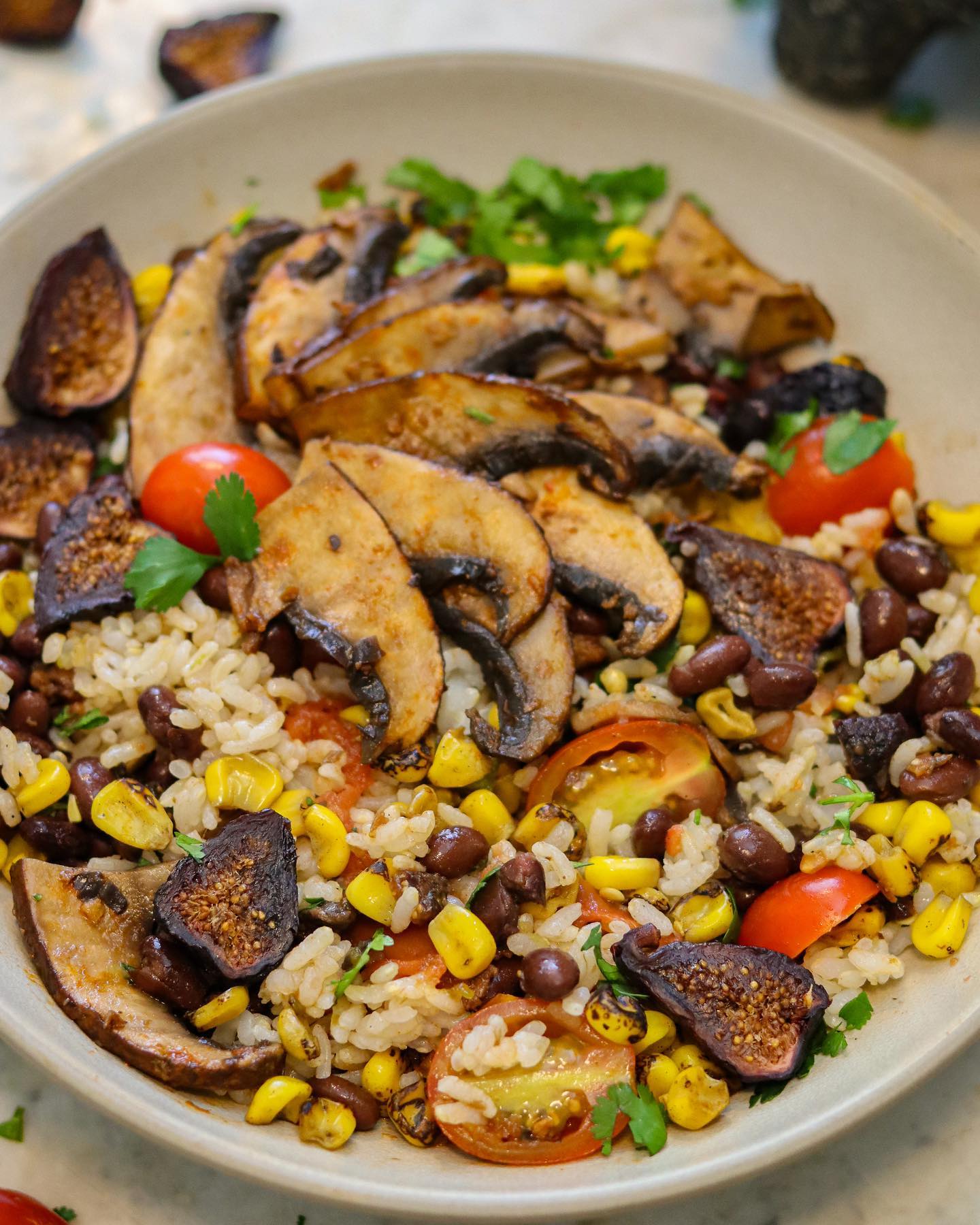 Flavorful Portobello Mushroom Burrito Bowl with Figs