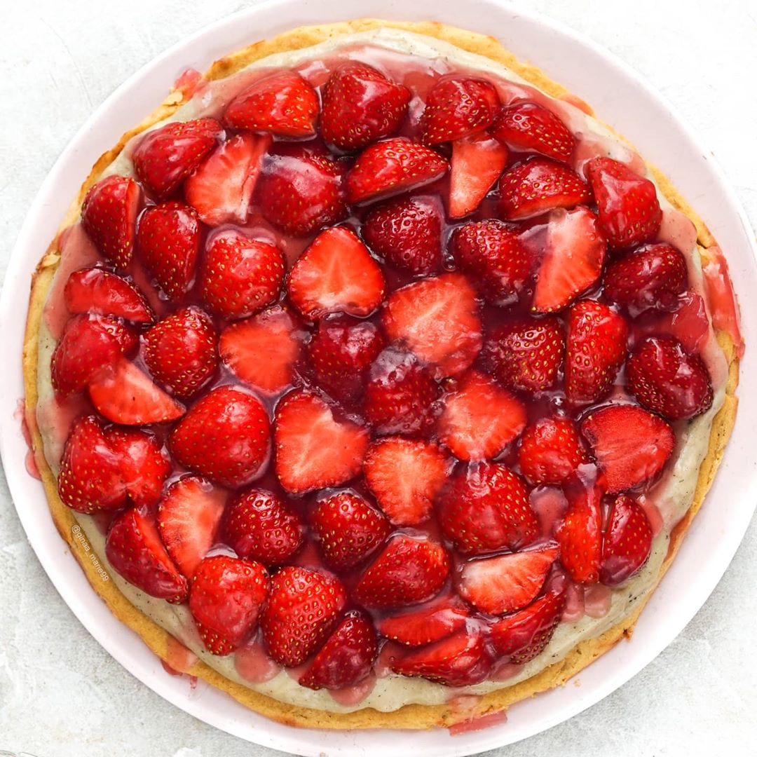 Strawberry Pudding Cake