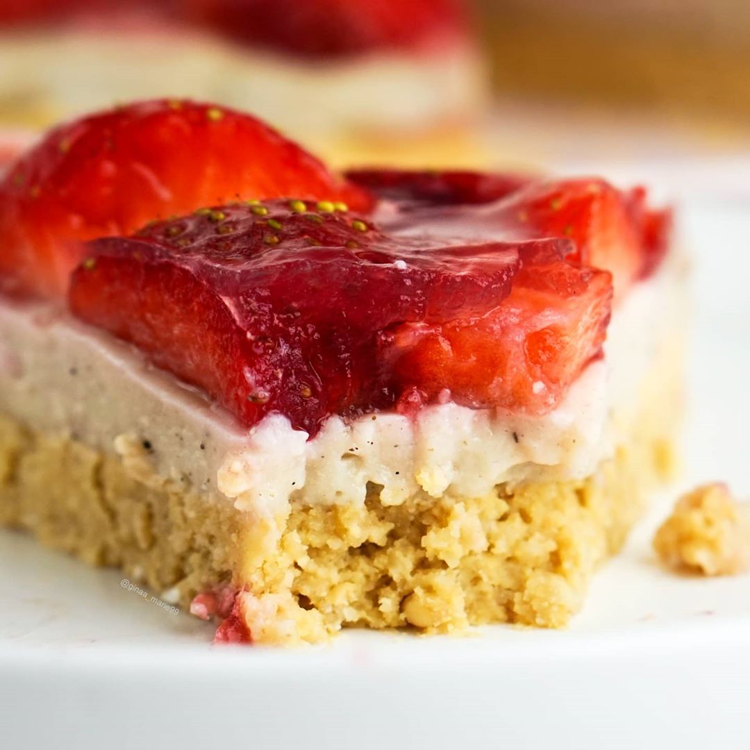 Strawberry Pudding Cake