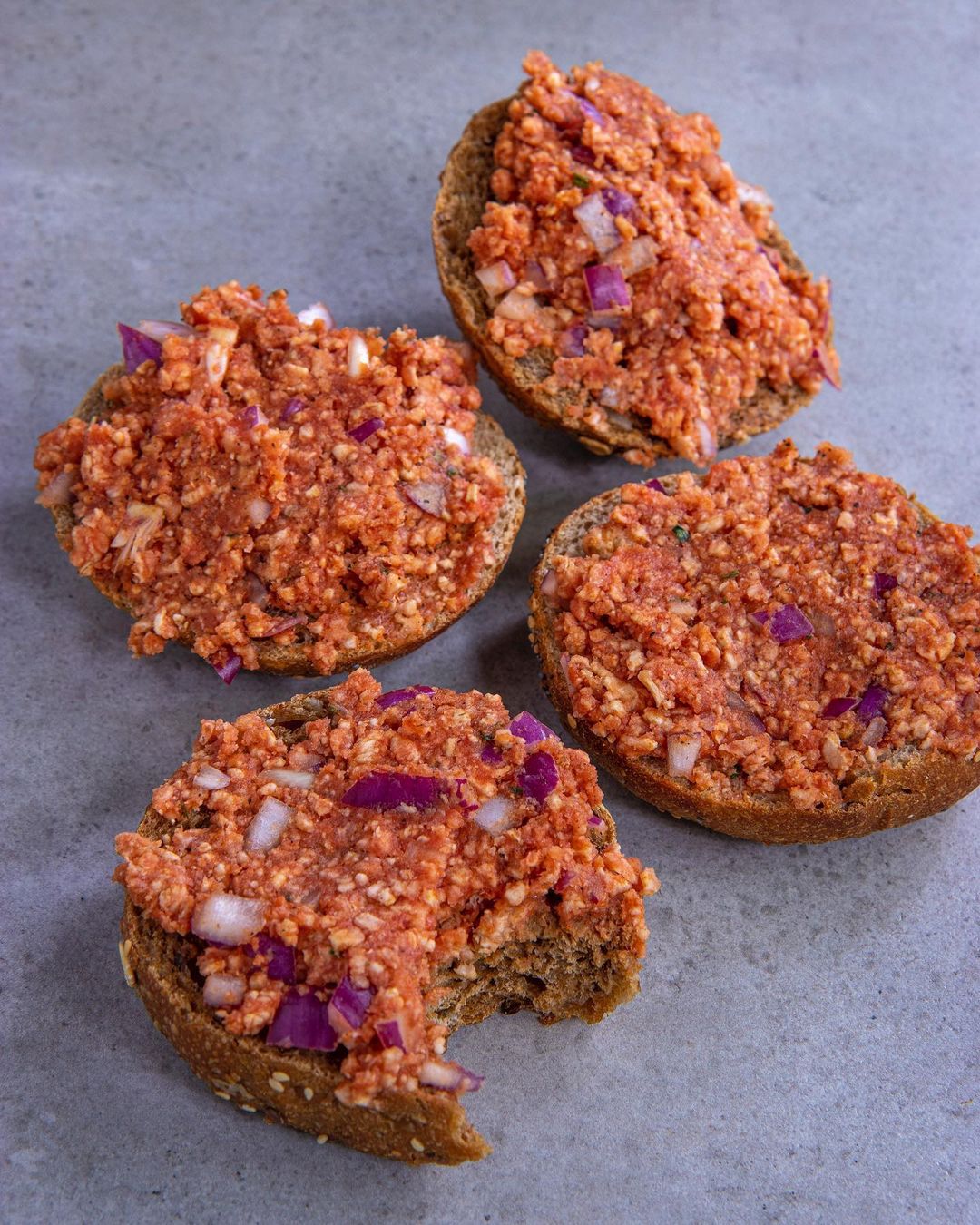 Vegan Mett Spread with Brown Rice Cakes