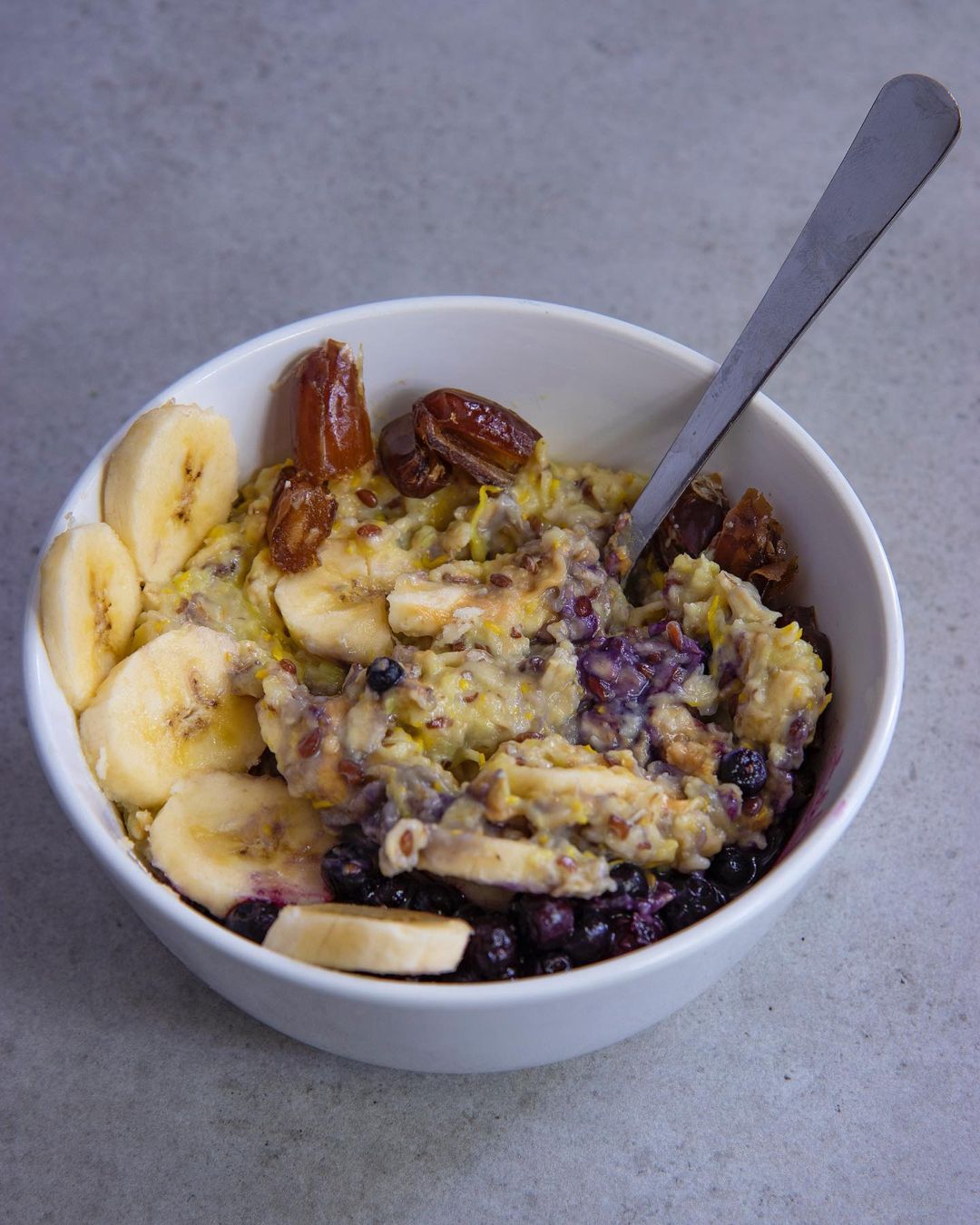 Easy Vegan Zucchini Oat Porridge