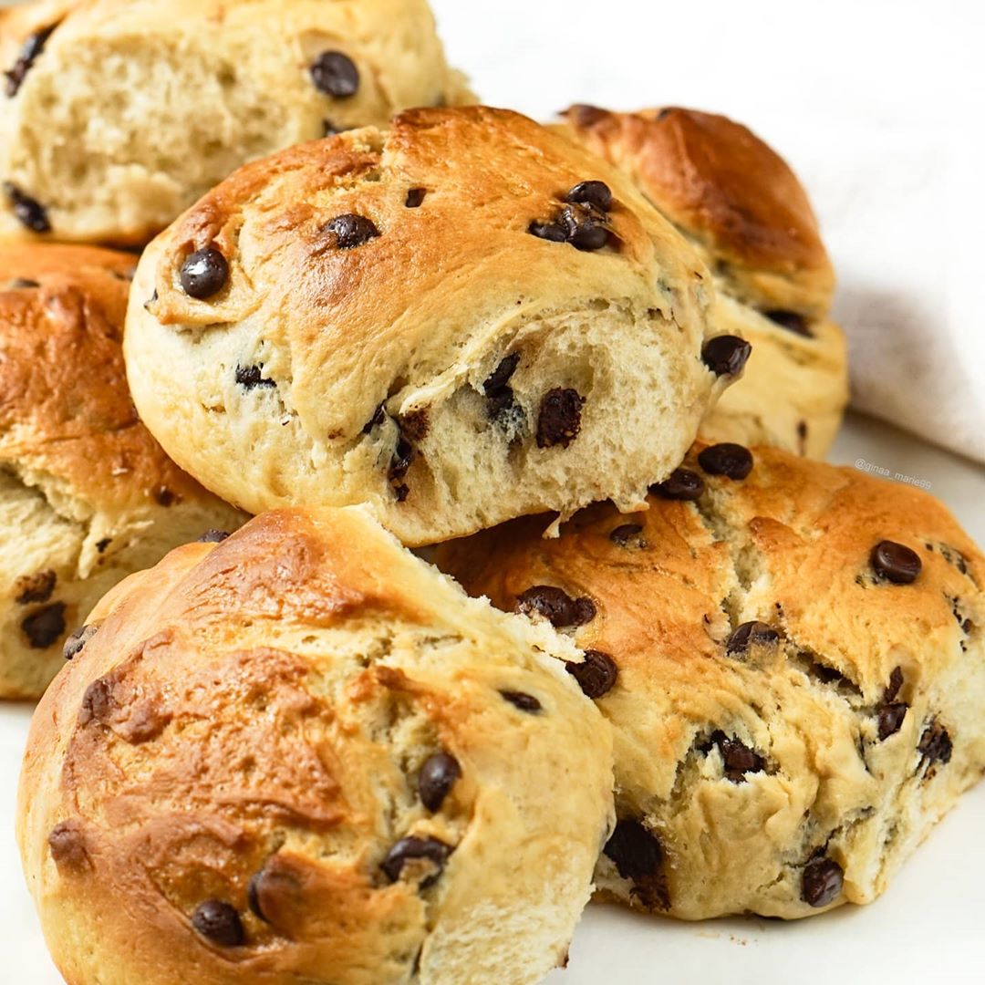 Chocolate Yeast Buns