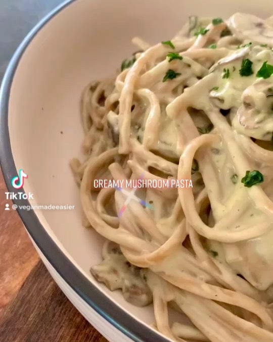 Creamy Mushroom Pasta with Cashew Sauce