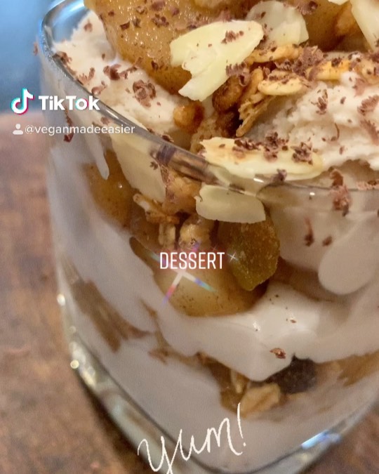 Layered Apple and Granola Dessert