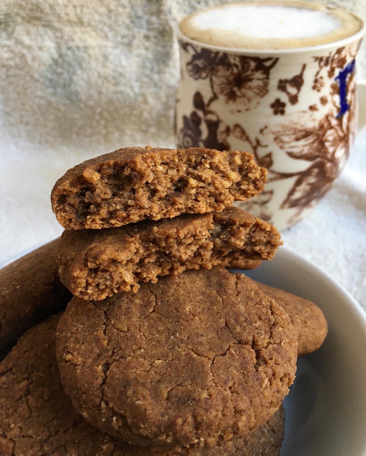 Chai-Spiced Chickpea Cookies