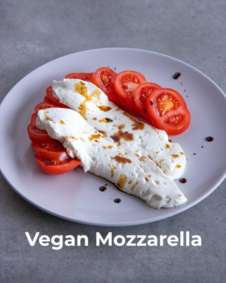 Homemade Vegan Mozzarella Cheese from Cashews