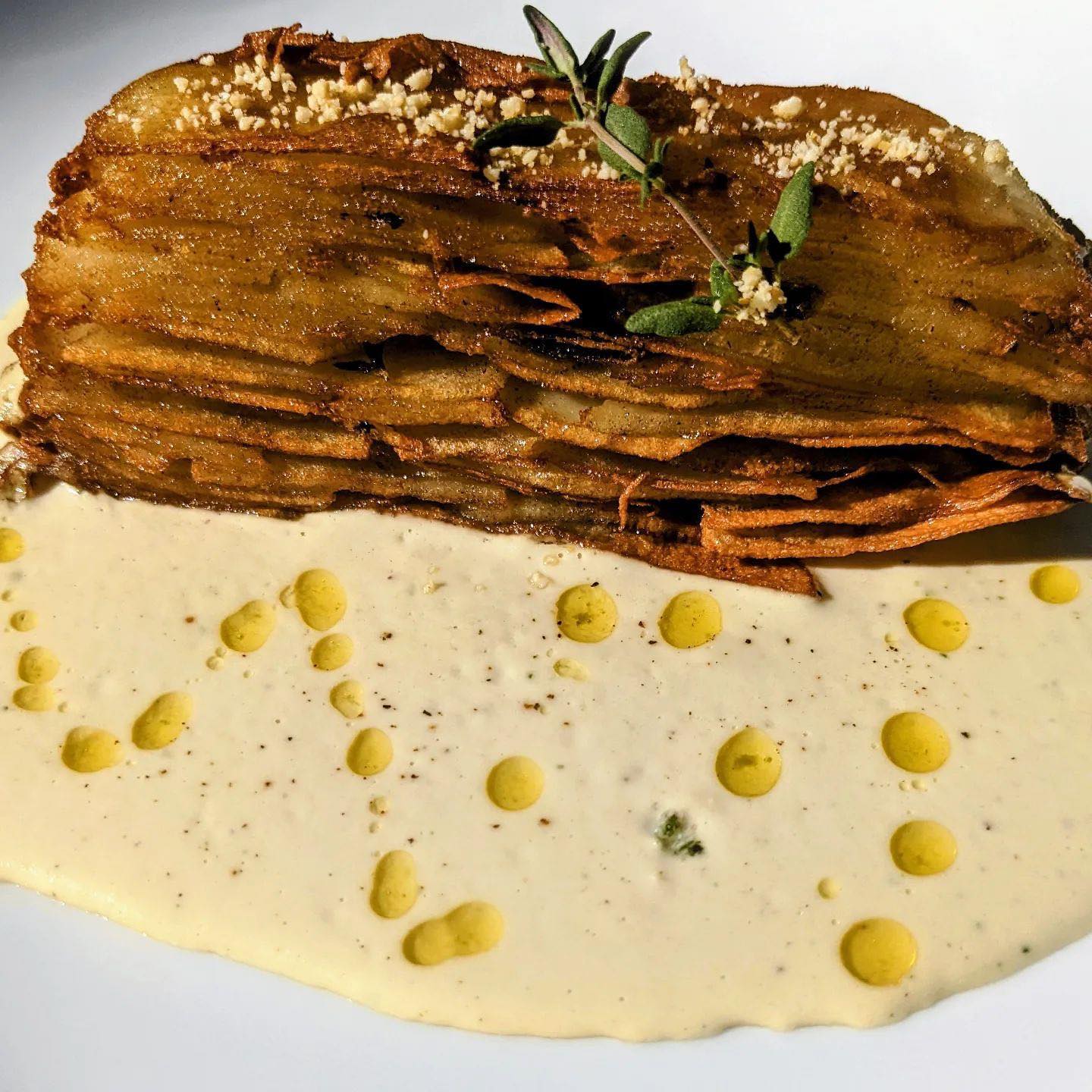 Layered Crispy French Fries Potato Chips