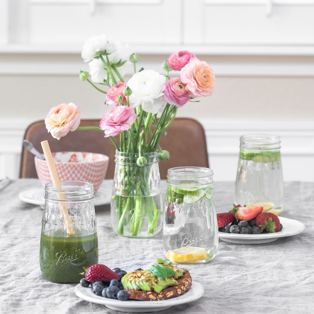 Green Smoothie Chia Pudding Jars
