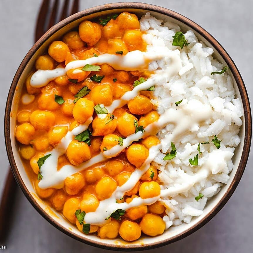 Simple Delicious Tomato Chickpea Curry with Cashew Raita