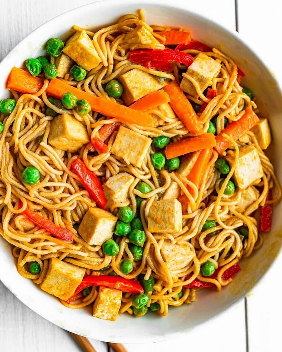 One-Pot Ramen Tofu Veggie Stir-Fry