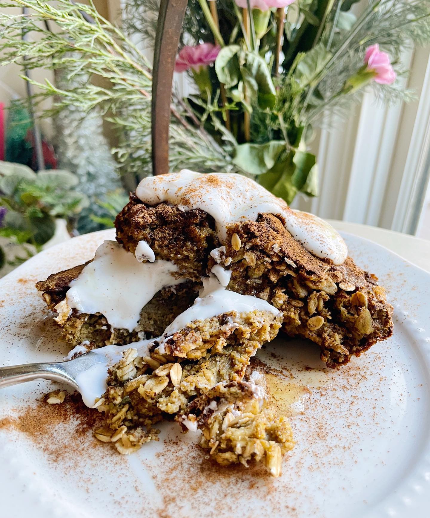Cinnamon Roll Baked Oats