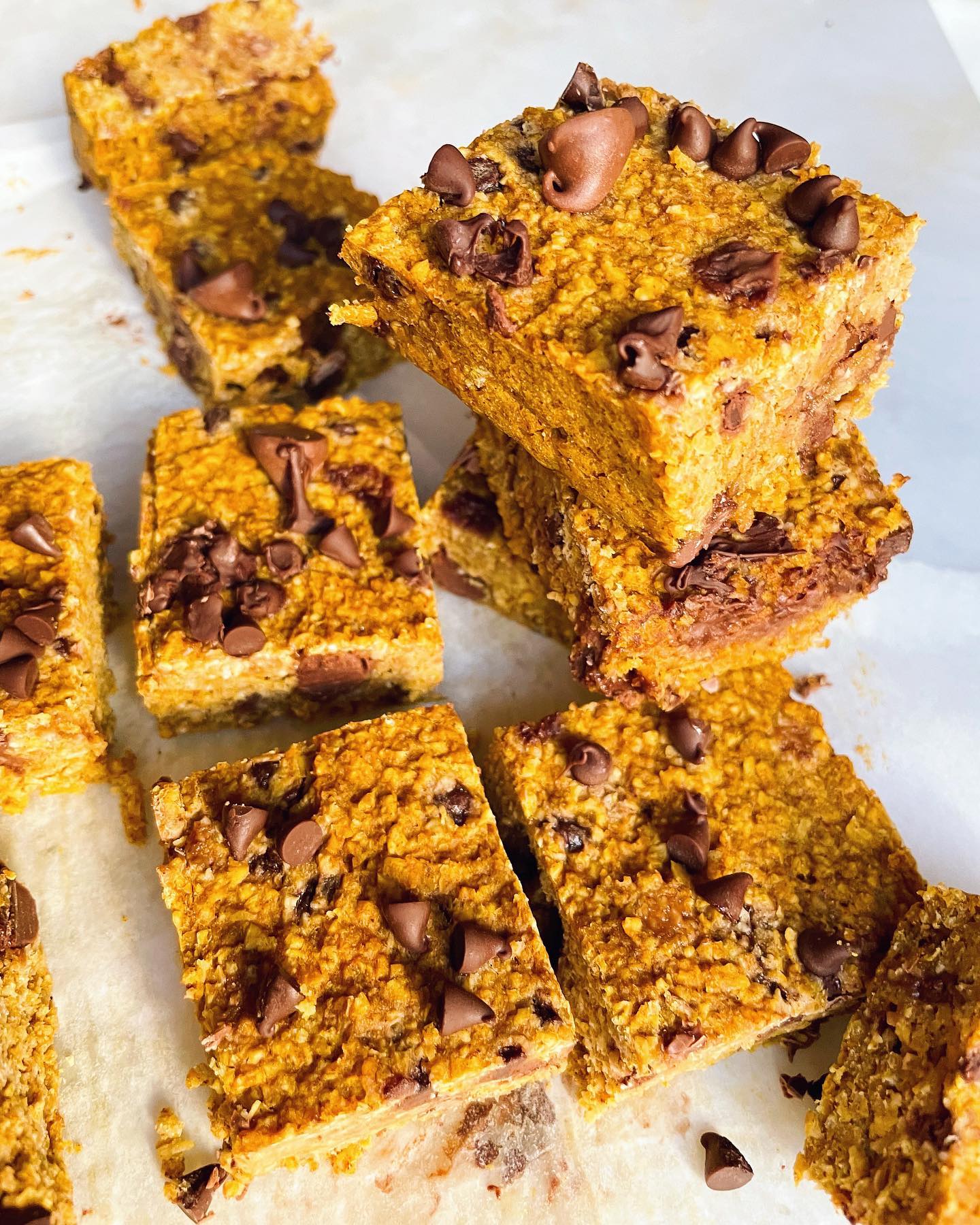 Pumpkin Spice Oatmeal Bars
