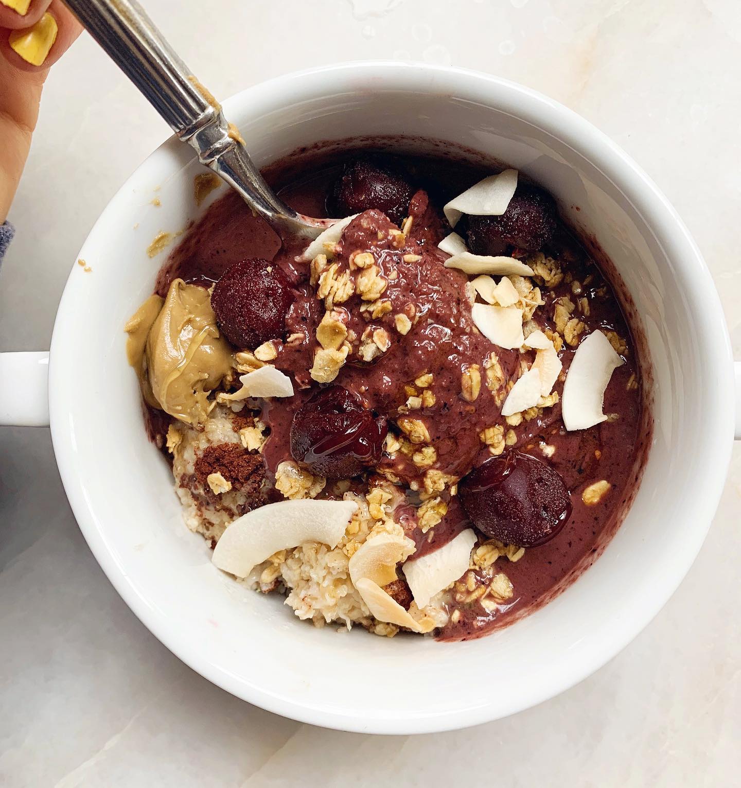Oatmeal and Fruit Smoothie Bowl