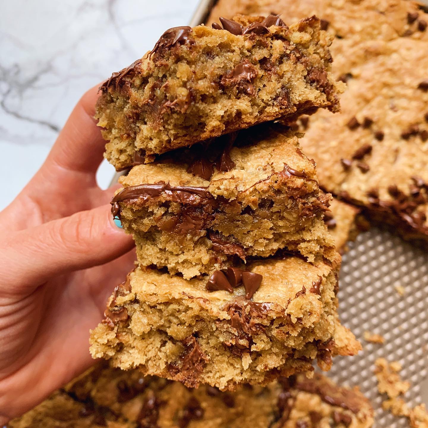 Chocolate Chip Oatmeal Bars
