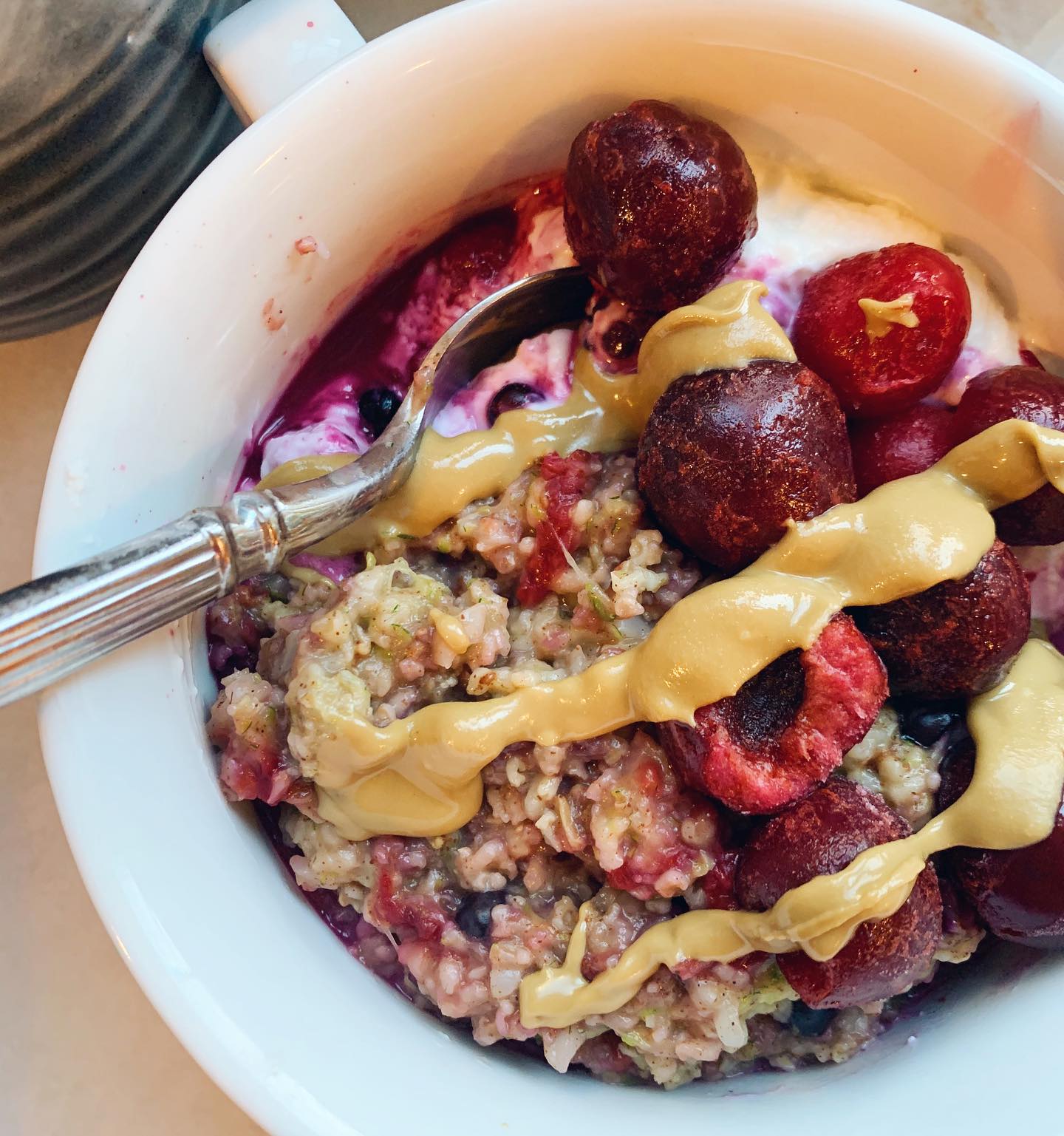 Overnight Oats with Zucchini and Berries