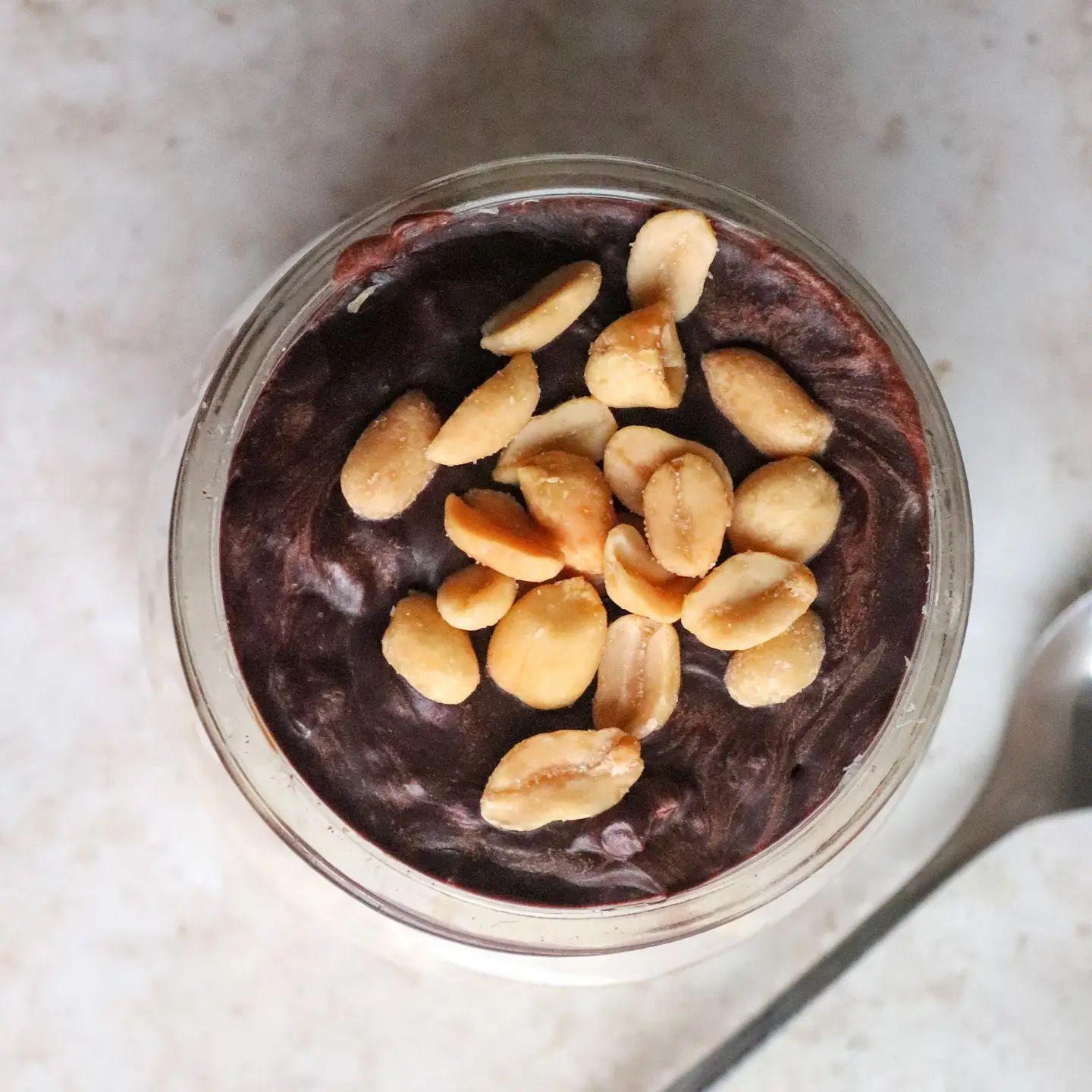 Chocolate Banana Peanut Butter Overnight Oats