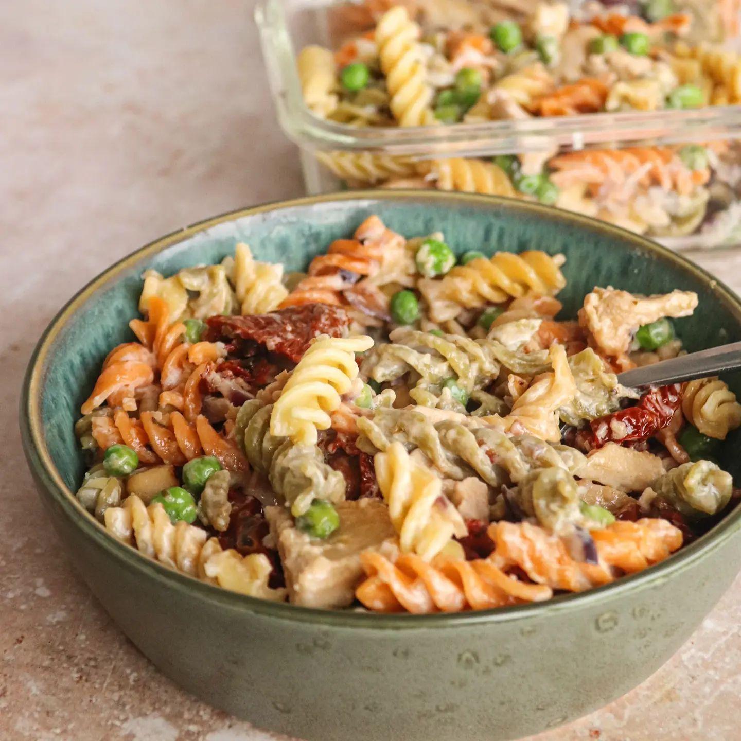 Creamy Vegan Chicken and Sundried Tomato Pasta