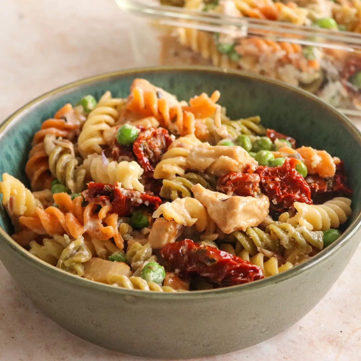 Creamy Vegan Chicken and Sundried Tomato Pasta