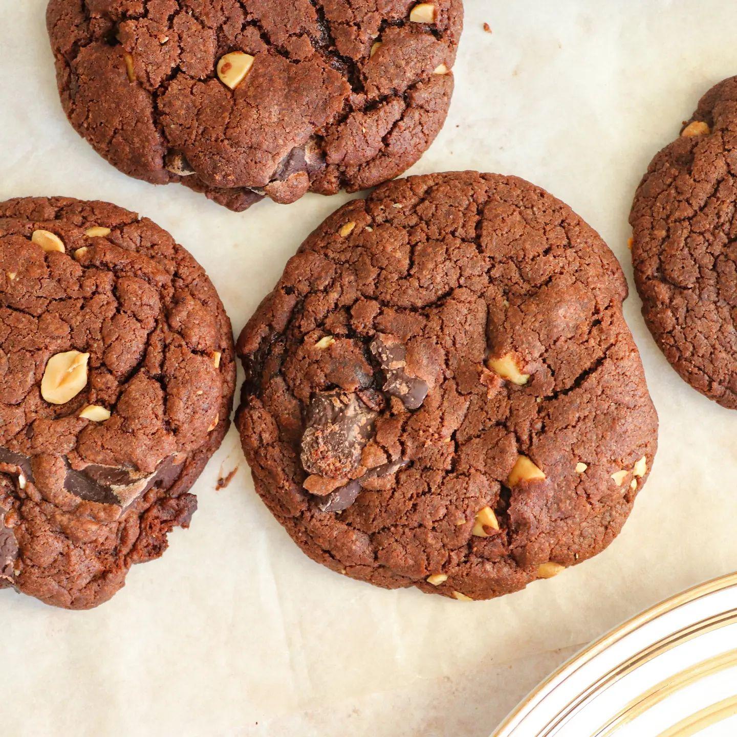 Homemade Vegan "Subway" Chocolate Chip Cookies