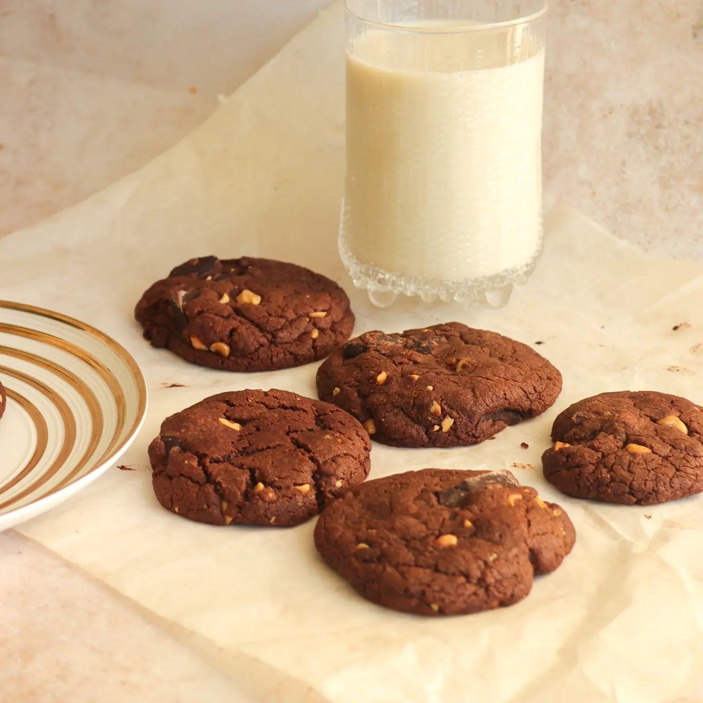 Homemade Vegan "Subway" Chocolate Chip Cookies