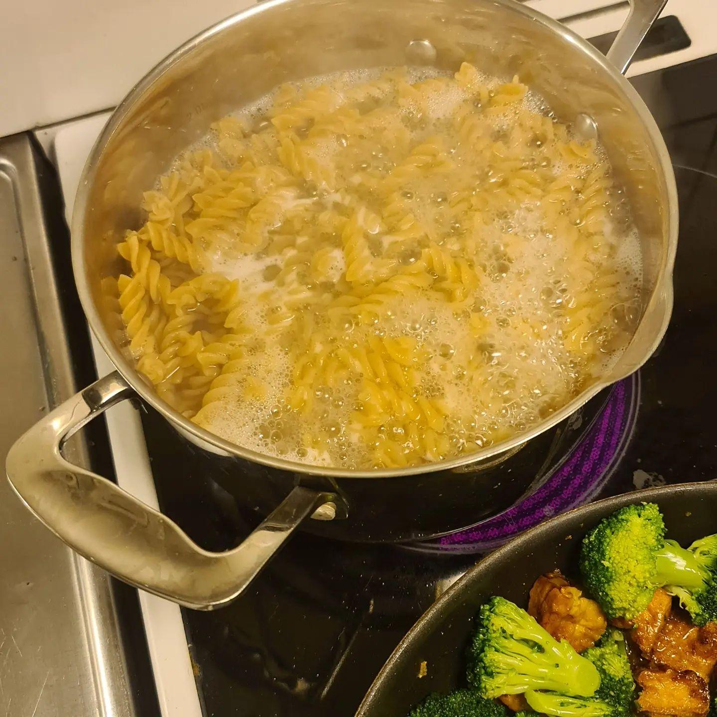 Creamy Broccoli and Tofu Pasta