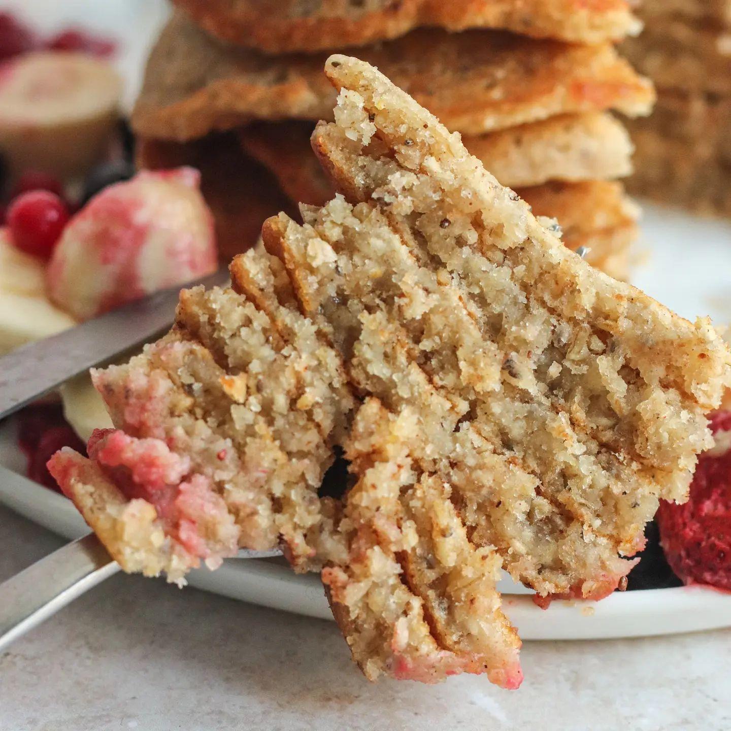 Soft and Crispy Banana Oatmeal Pancakes