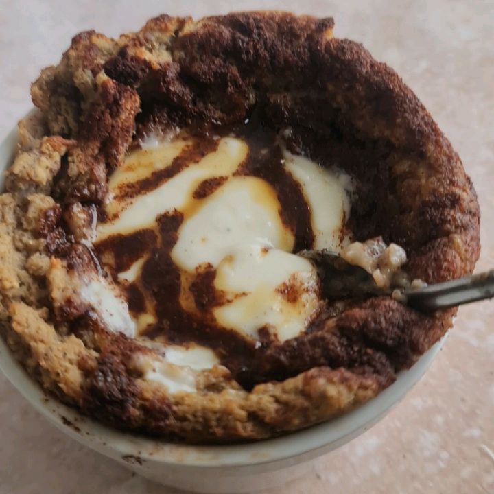 Baked Cinnamon Bun Oatmeal