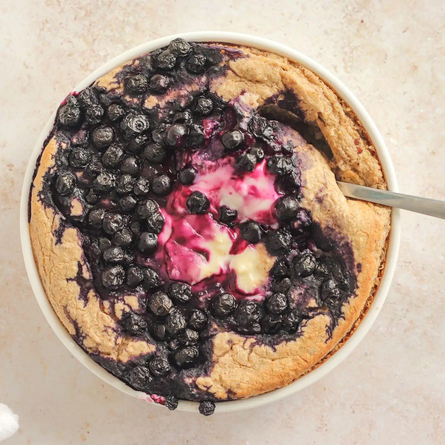 Blueberry and Cinnamon Baked Oatmeal with Ice Cream or Yoghurt