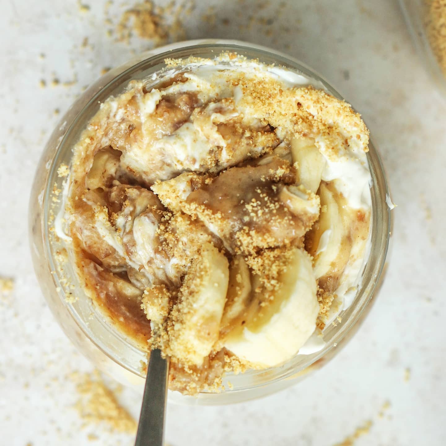 Baked Banana and Date Caramel Snack Jars