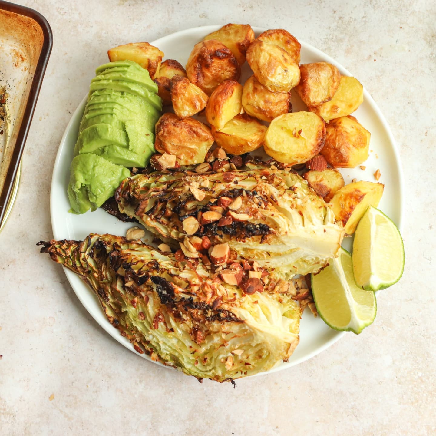 Roasted Pointed Cabbage with Airfried Potatoes