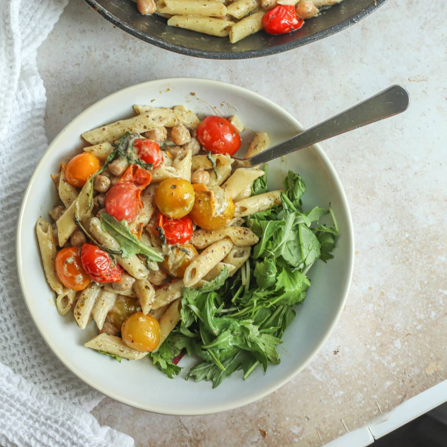 Creamy Tomato and Chickpea Pasta Delight
