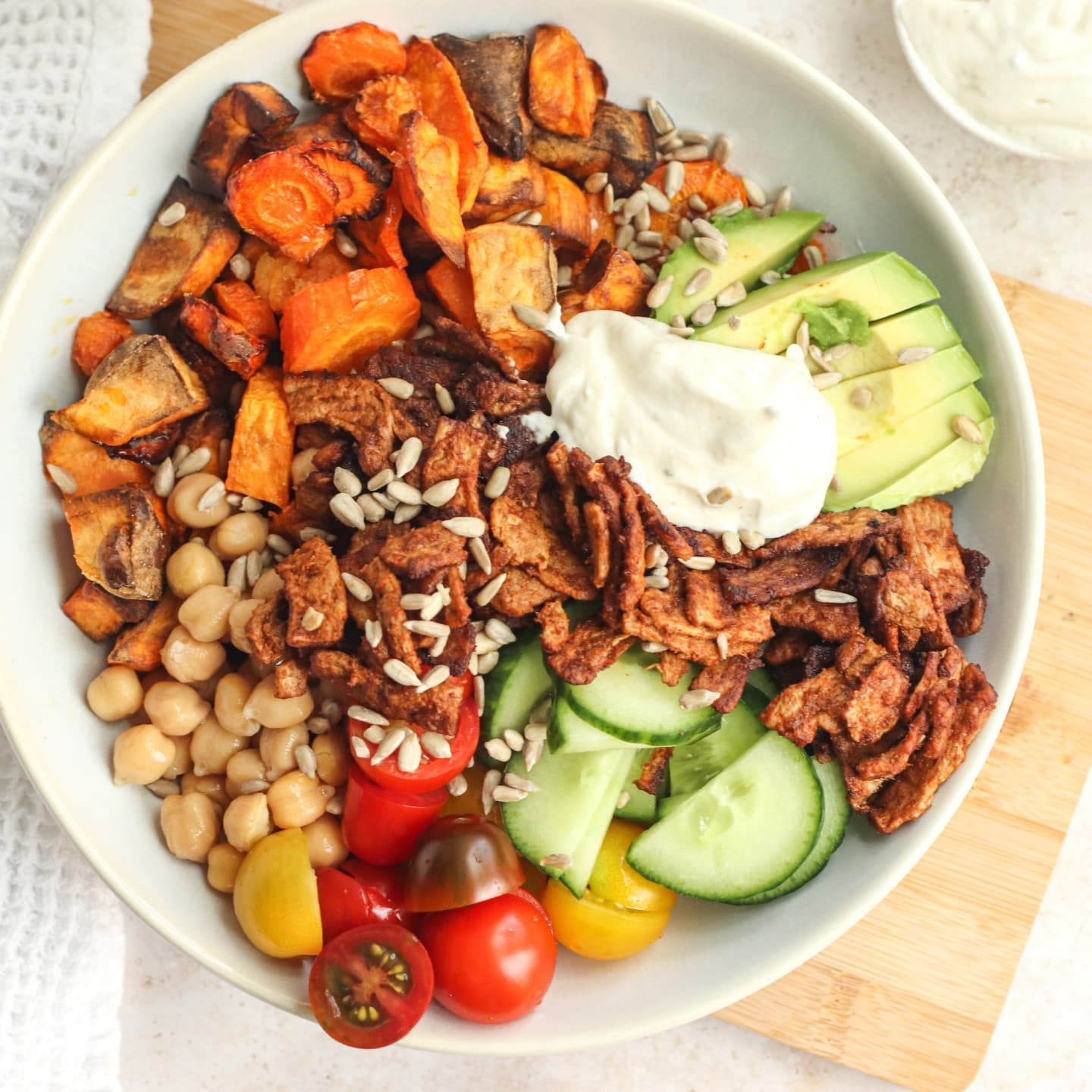 Colorful Vegan Bowl with Garlicky Sauce