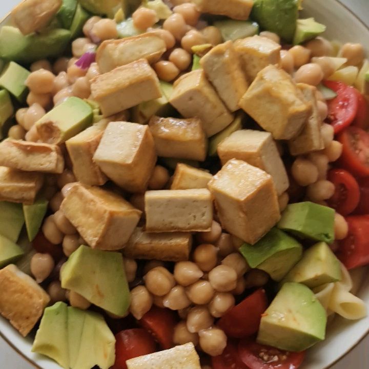 Creamy Vegan Pasta with Tofu and Vegetables
