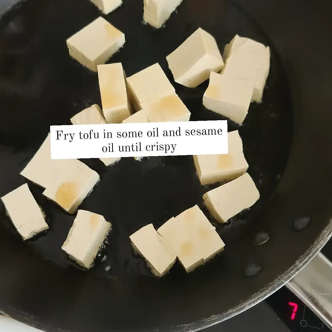 Creamy Vegan Pasta with Tofu and Vegetables