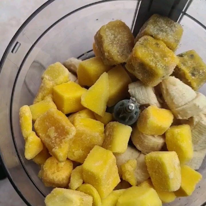 Mango-Passionfruit Nicecream with Lime and Ginger