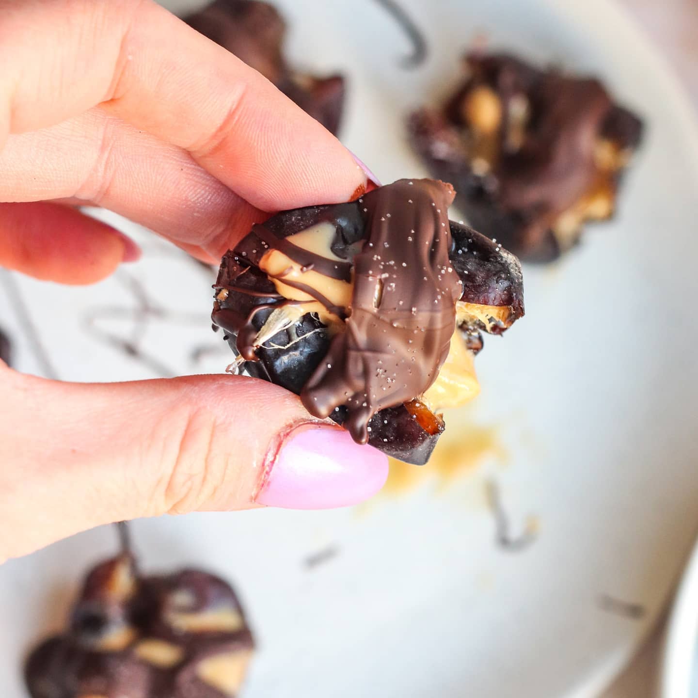 Stuffed Dates with Cashew Butter and Chocolate