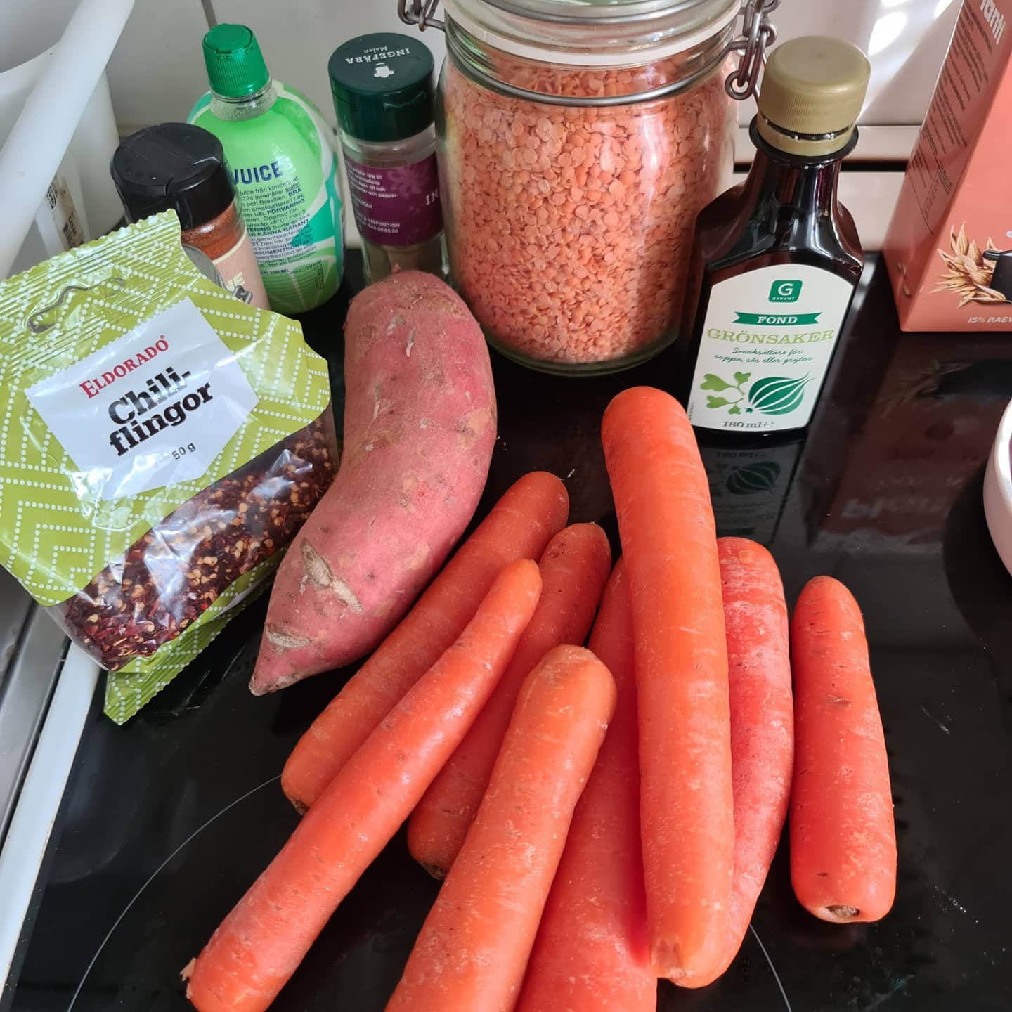 Spicy Red Lentil, Sweet Potato, and Carrot Soup with Tofu and Bread