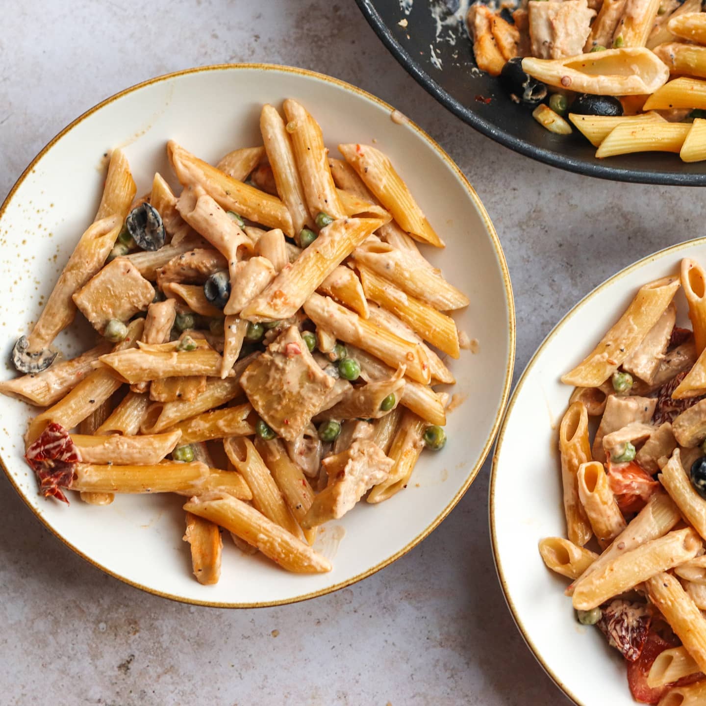 Creamy Vegan Chicken and Sundried Tomato Pasta