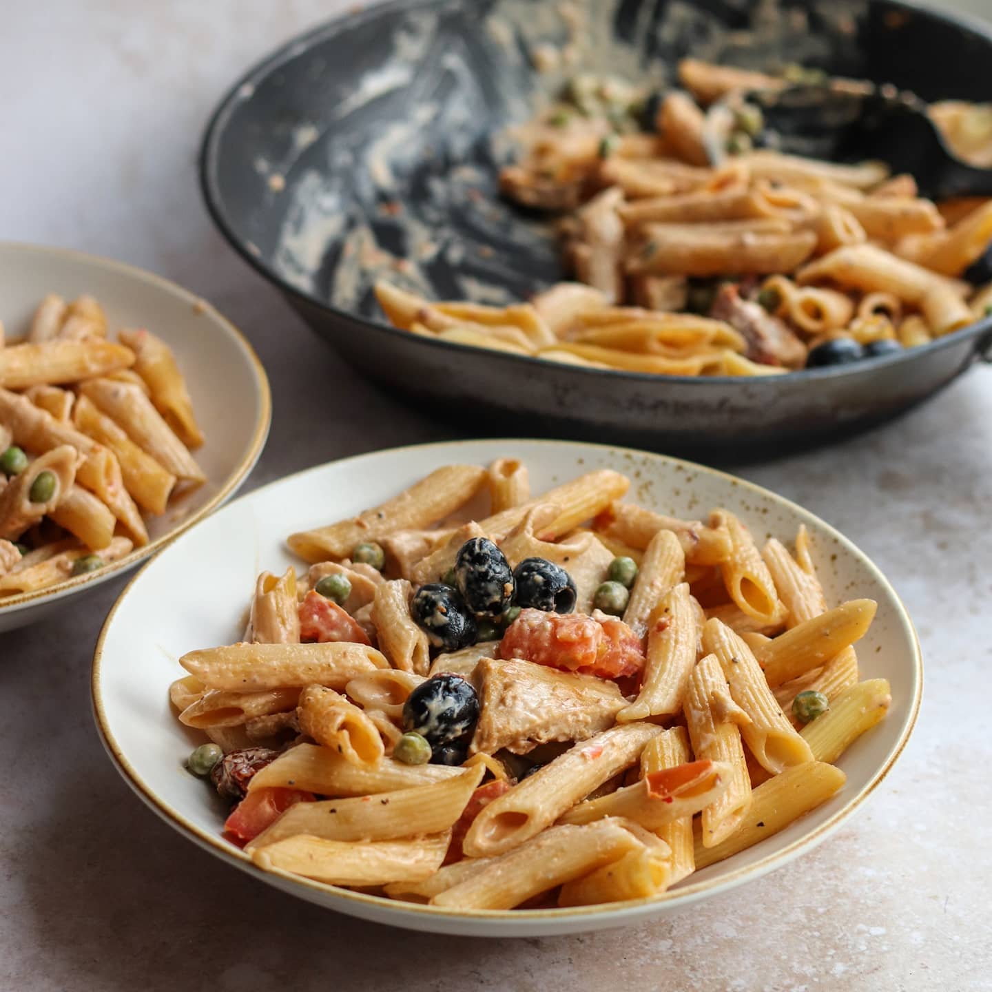 Creamy Vegan Chicken and Sundried Tomato Pasta